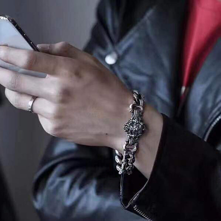 925 Silver Lion Bracelet for Men – Handcrafted Power Jewelry | T&P Dark Line
