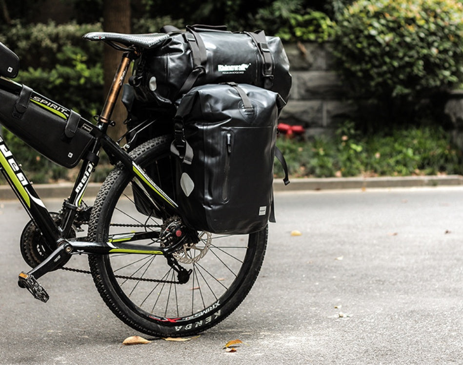 Waterproof Bicycle Rear Rack Bag – Large Capacity Cycling Travel Luggage