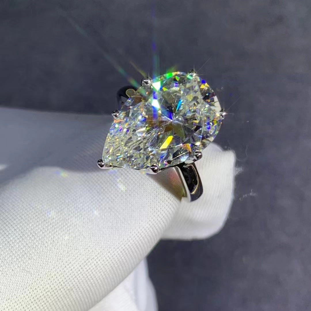 Luxury 8-Carat Teardrop Diamond-Cut Ring – High Carbon Sparkle Statement Jewelry