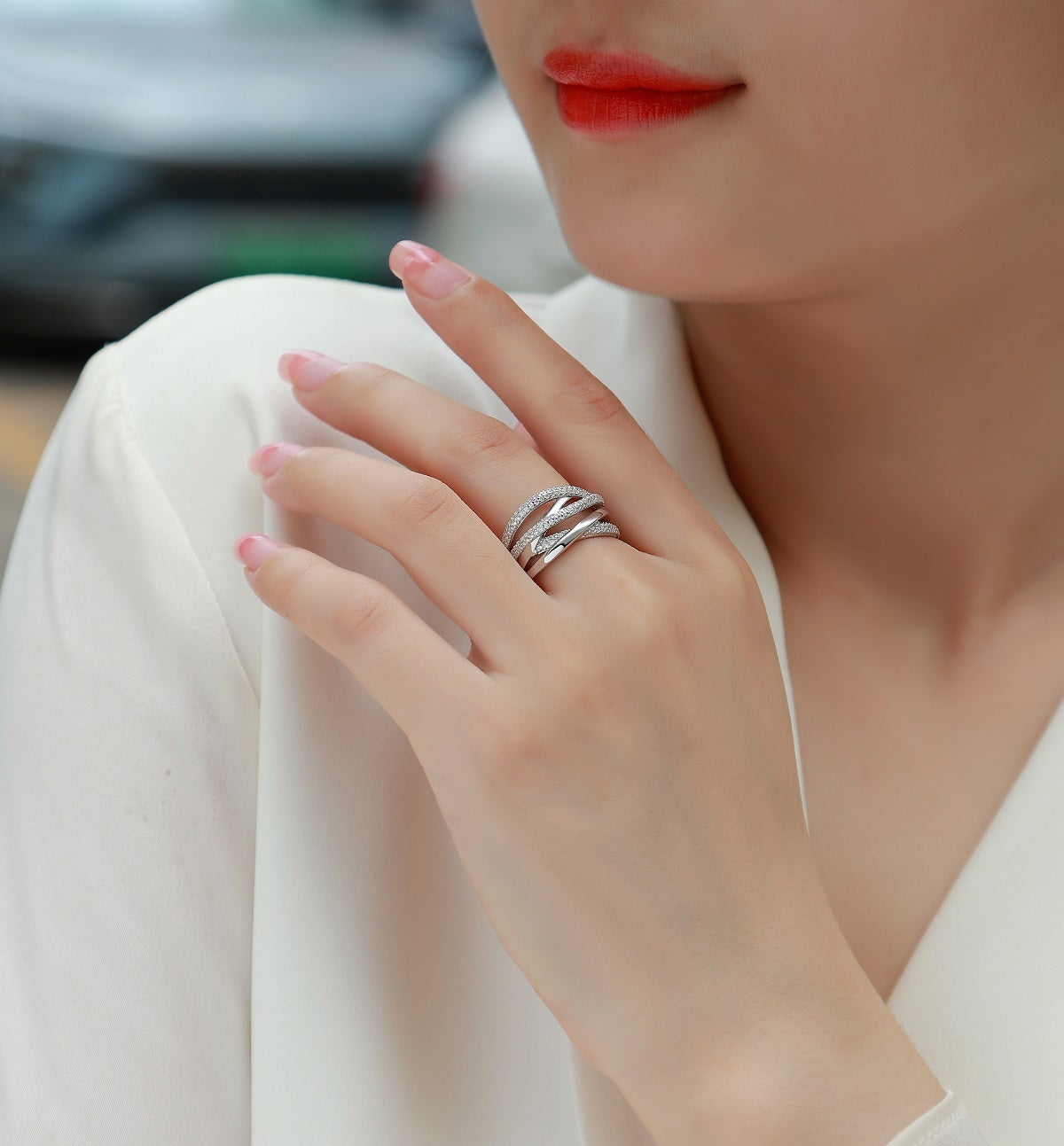 T&P Brilliant Interweave Moissanite Ring | S925 Platinum-Plated Elegance