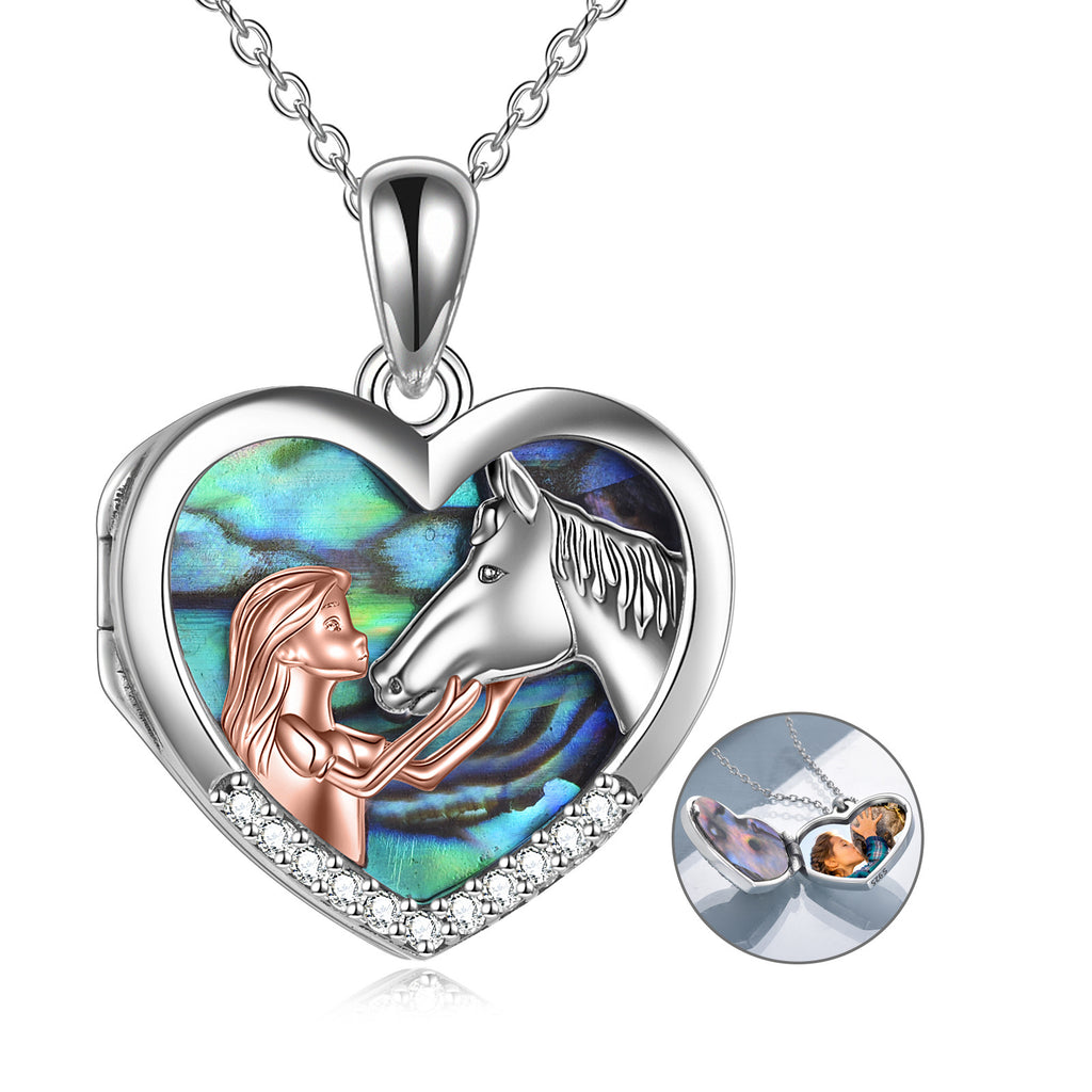 Heart of the Horse Necklace – Symbol of Love, Trust & Friendship