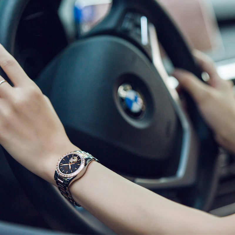 Luxury Automatic Women’s Watch – Stainless Steel & Sapphire Style | T&P Collection