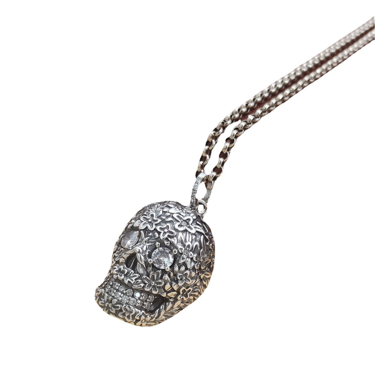 925 Silver Skull Pendant – White Zircon Gothic Elegance | T&P Men’s Vault