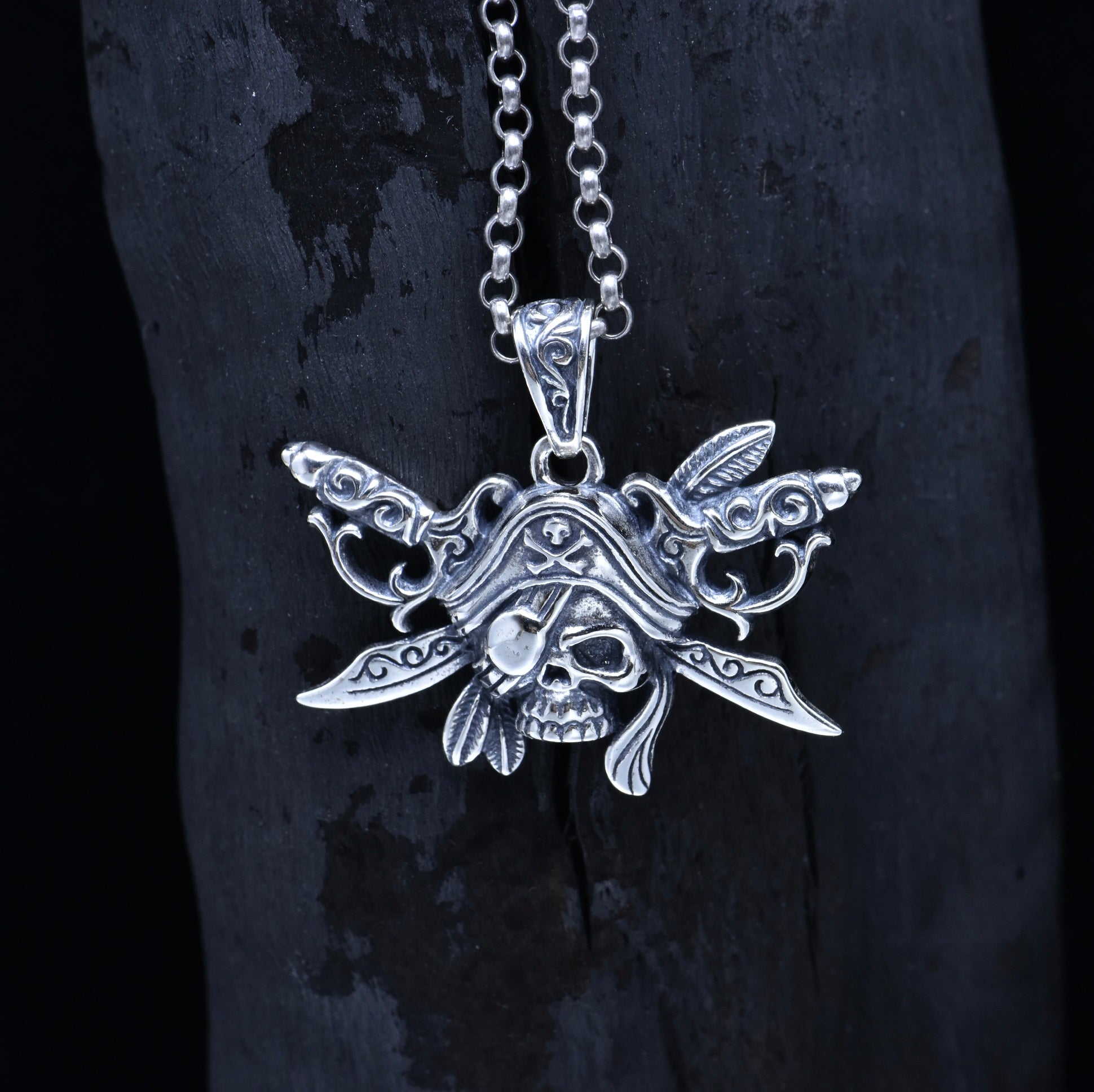 S925 Silver Skull Pendant – Dark Heritage Edition | T&P Men’s Collection