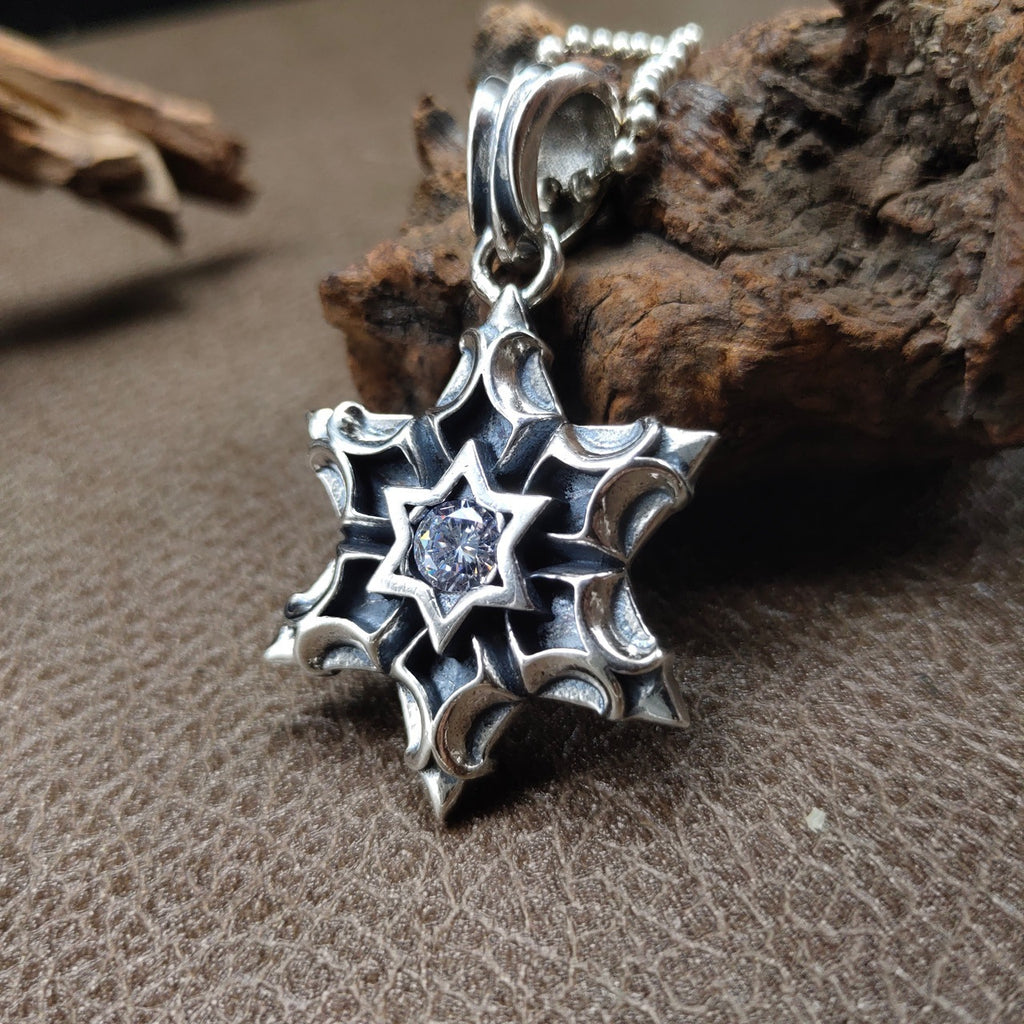 Gothic Six Star Pendant – Luxury Dark Silver Necklace | T&P Dark Line