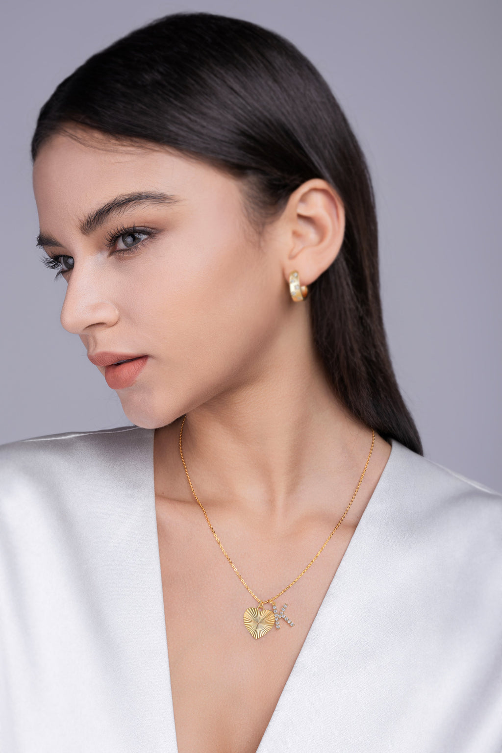 Heart Secret – Luxury Gold & Moissanite Pendant Necklace for Women