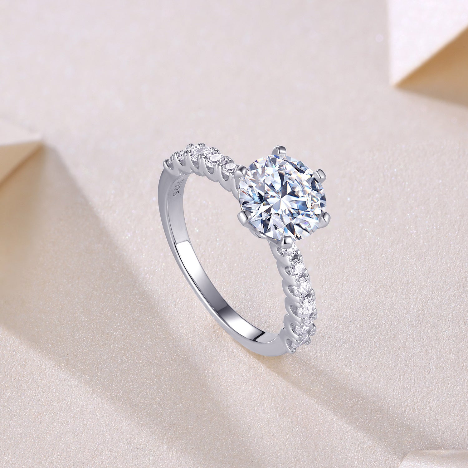 Luxury Moissanite Engagement Ring – Classic Solitaire Design with Side Stones