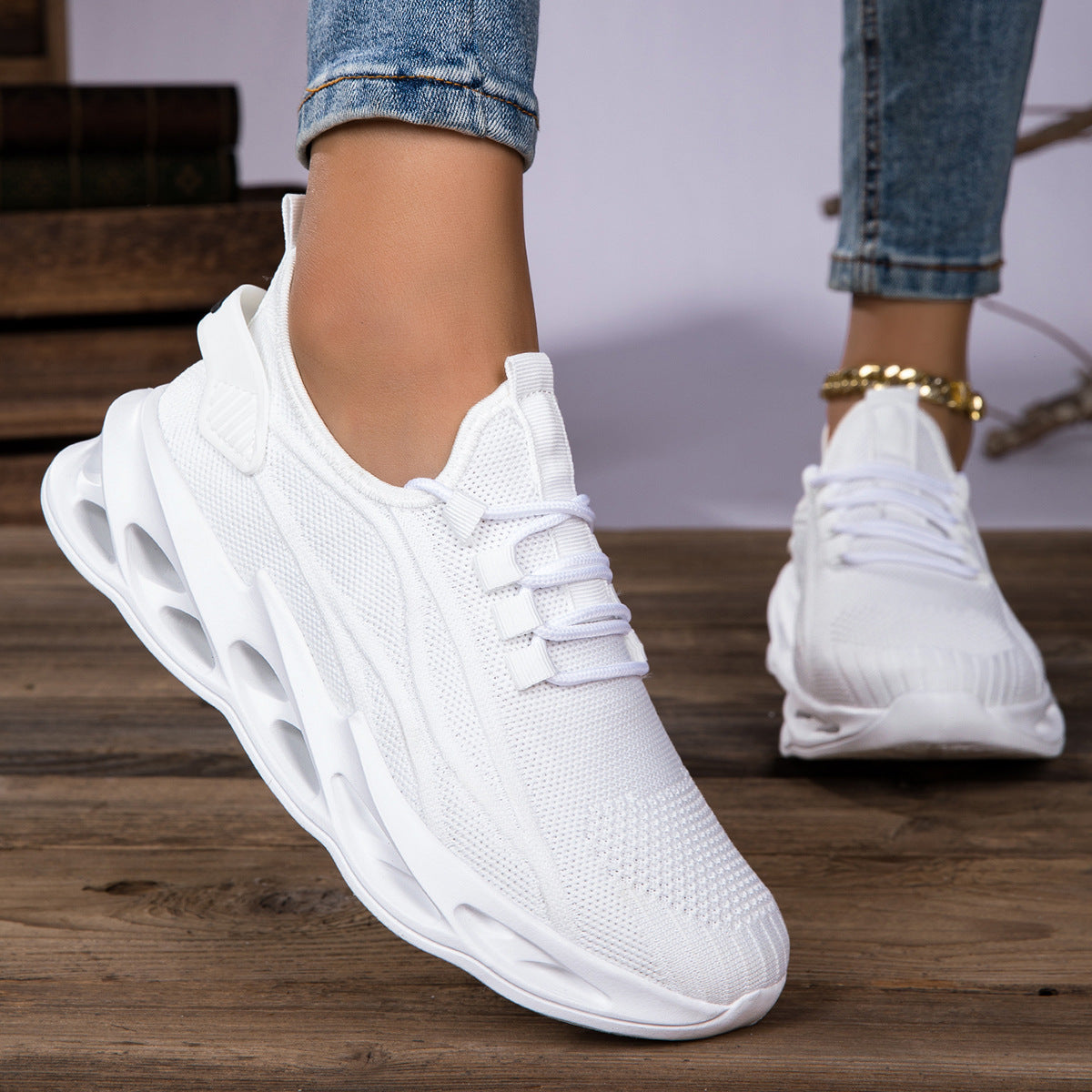 T&P AirFlow Sneakers – Unisex Breathable Mesh Casual Shoes