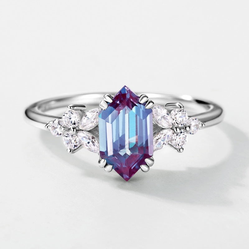 Luxury Alexandrite Ring – Color Changing Gemstone Anniversary & Fashion Jewelry