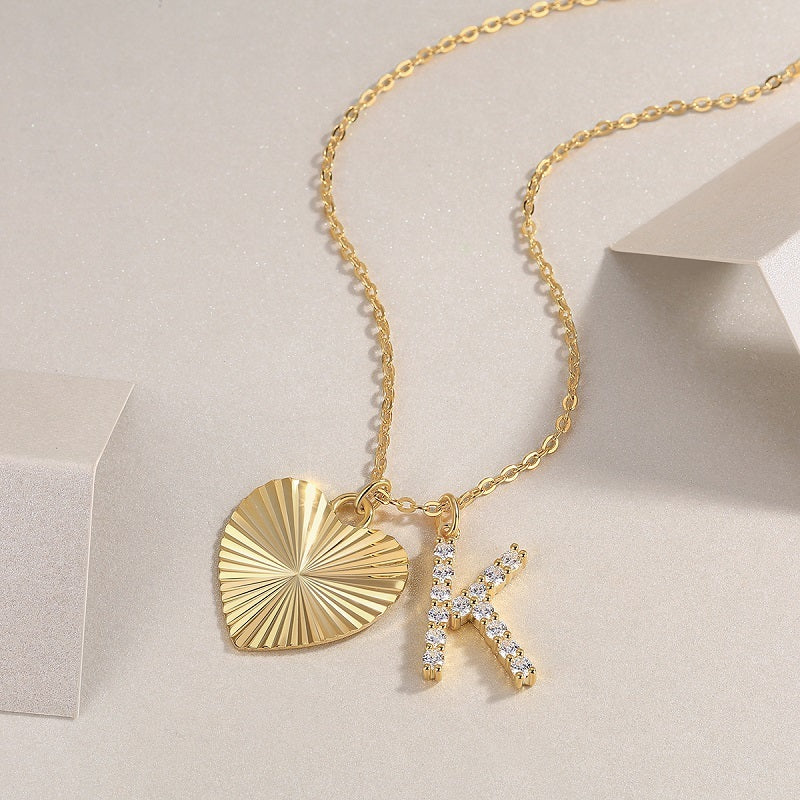 Heart Secret – Luxury Gold & Moissanite Pendant Necklace for Women