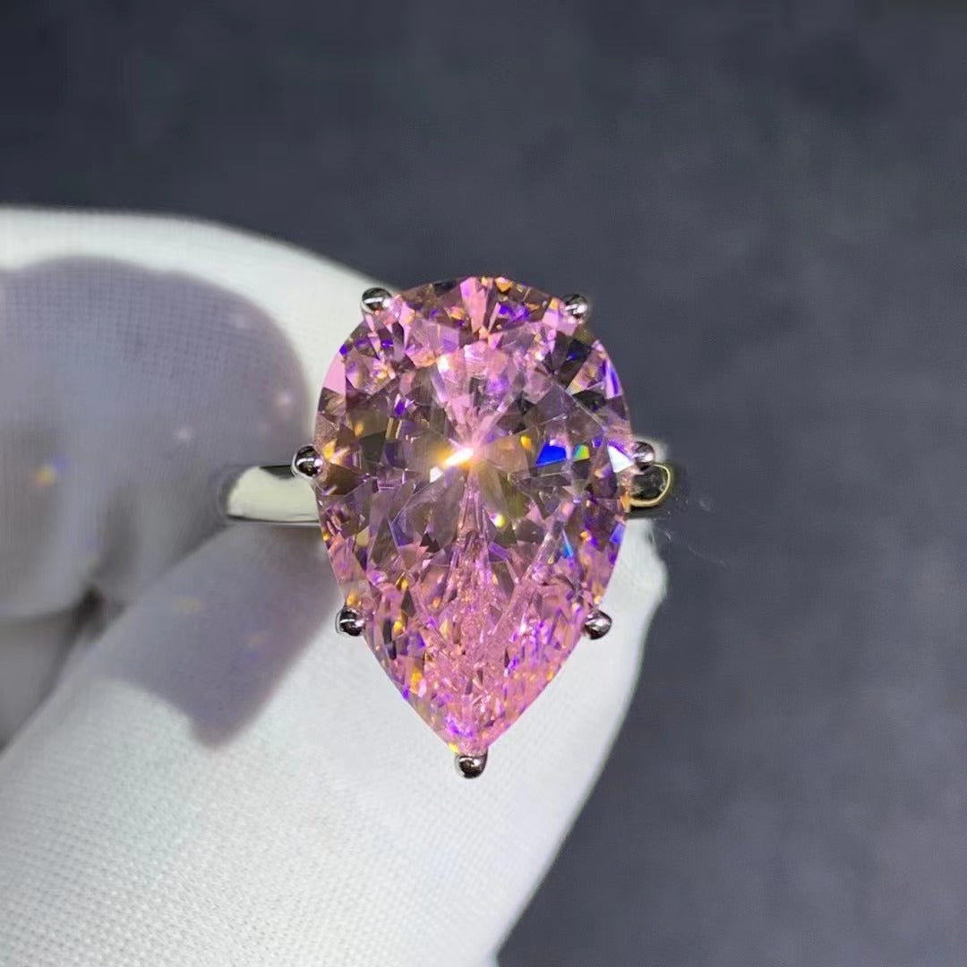 Luxury 8-Carat Teardrop Diamond-Cut Ring – High Carbon Sparkle Statement Jewelry