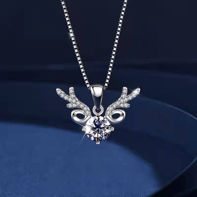 D-Color Moissanite Deer Pendant – Winter Elegance Edition | T&P Elegant Gems