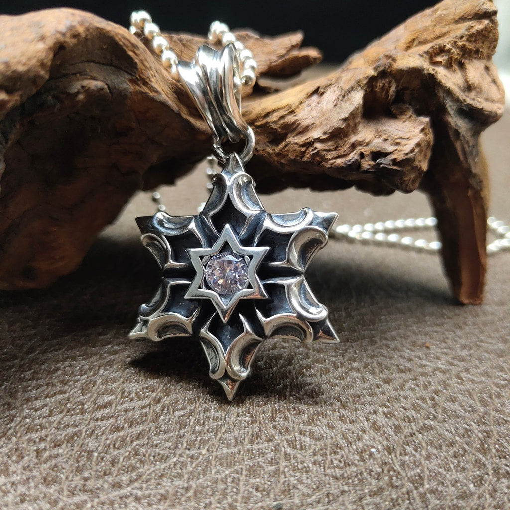 Gothic Six Star Pendant – Luxury Dark Silver Necklace | T&P Dark Line