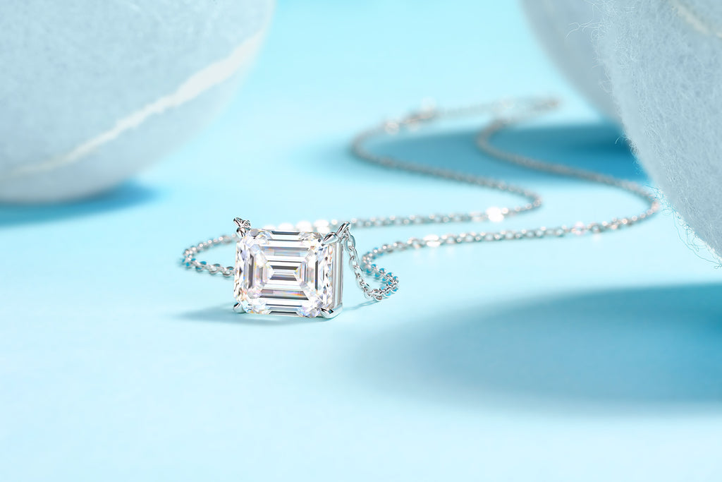 Mirage in the Mirror – Elegant Moissanite & Sterling Silver Pendant Necklace