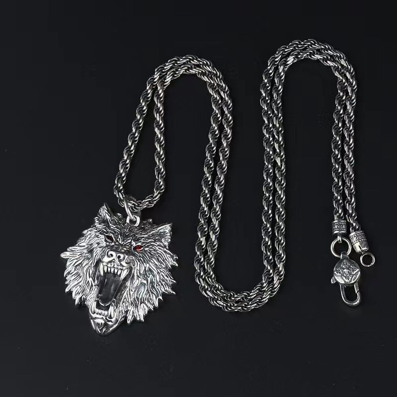 925 Silver Wolf Pendant – Symbol of Strength & Freedom for Men | T&P Men’s Vault