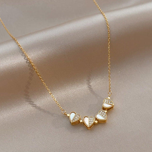 Luxury Four-Leaf Clover Pendant Necklace – Stainless Steel & Crystal Heart Jewelry for Women