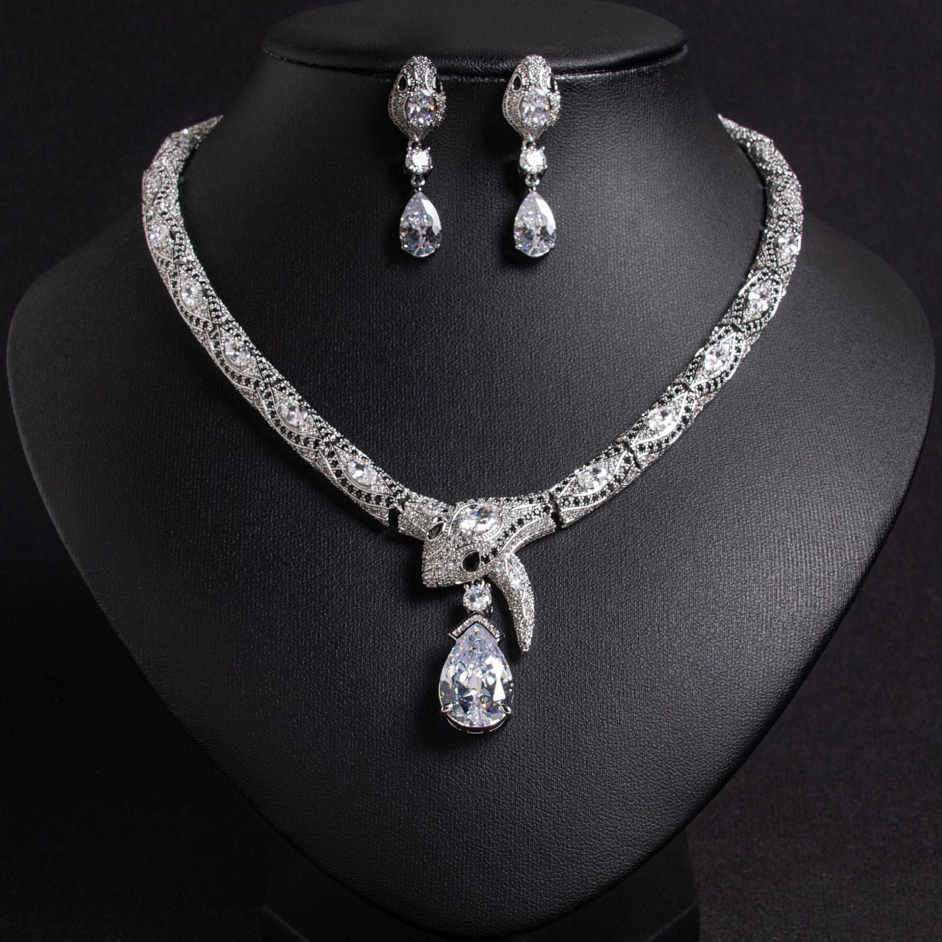 Luxury Snake Design Zircon Jewelry Set – Necklace & Earrings